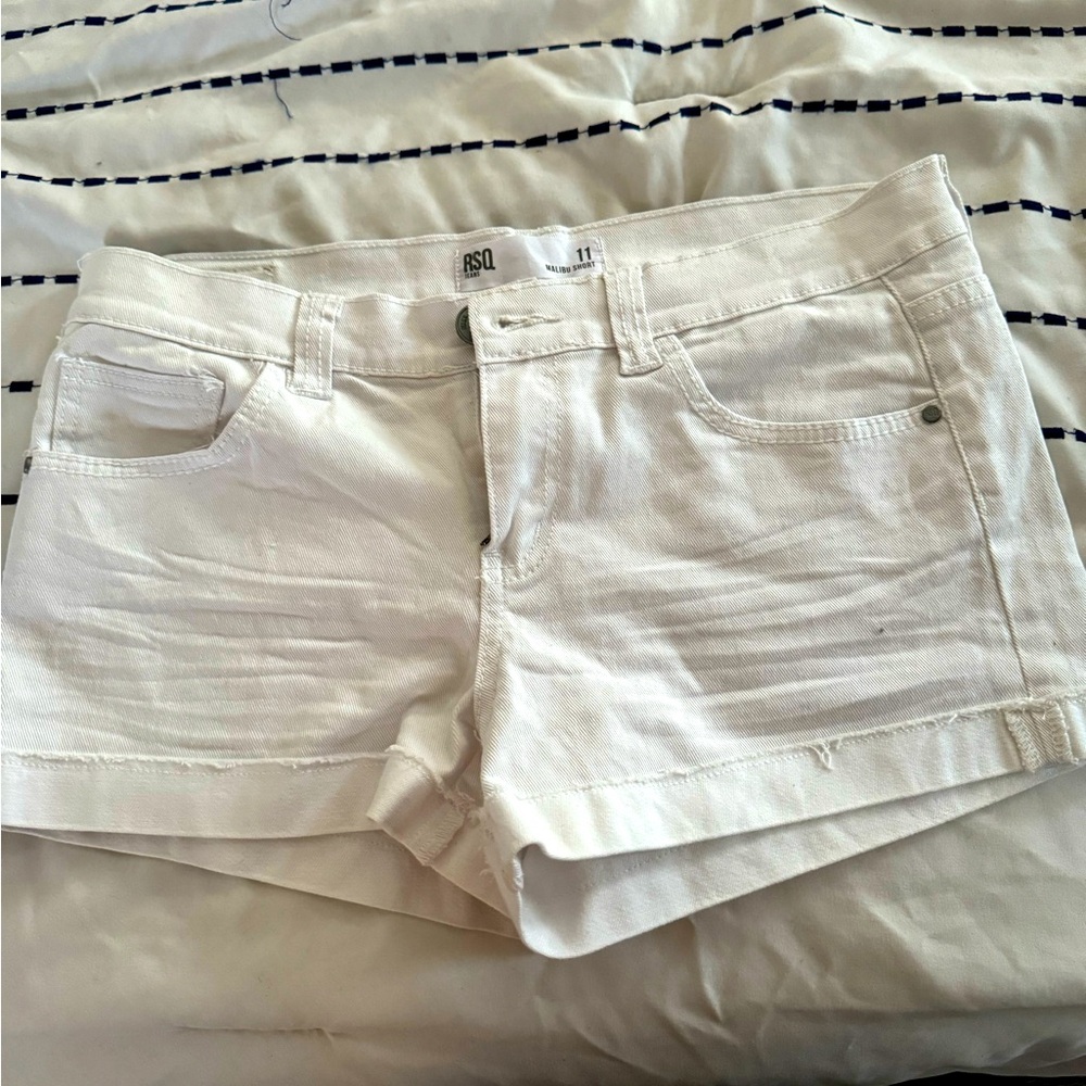 RSQ Malibu short never worn